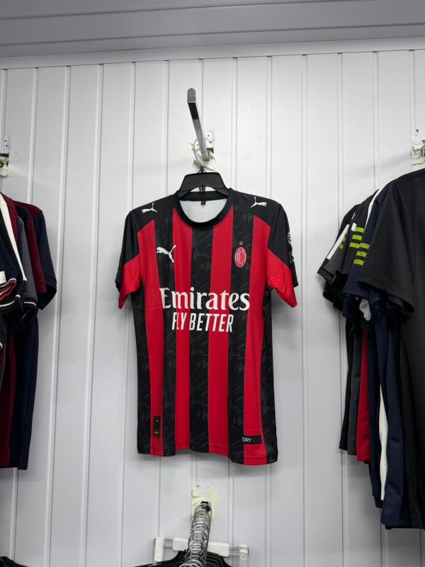AC Milan 2020/21 Jersey<br><p class="pre-order-tag-ft-1953">Available on Pre-Order</p>